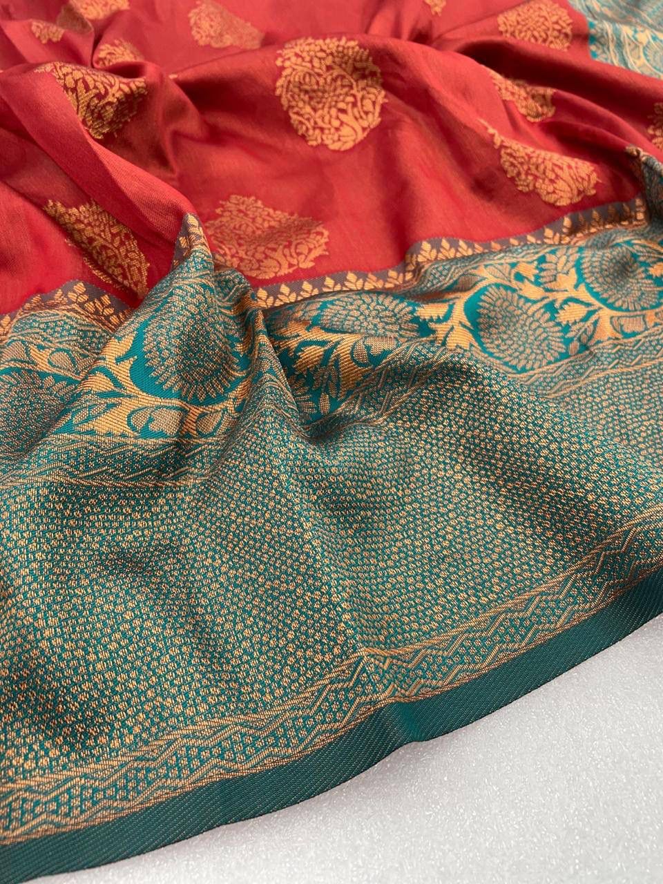 SF 680 Red Designer Lichi Silk Sarees Wholesale Shop In Surat